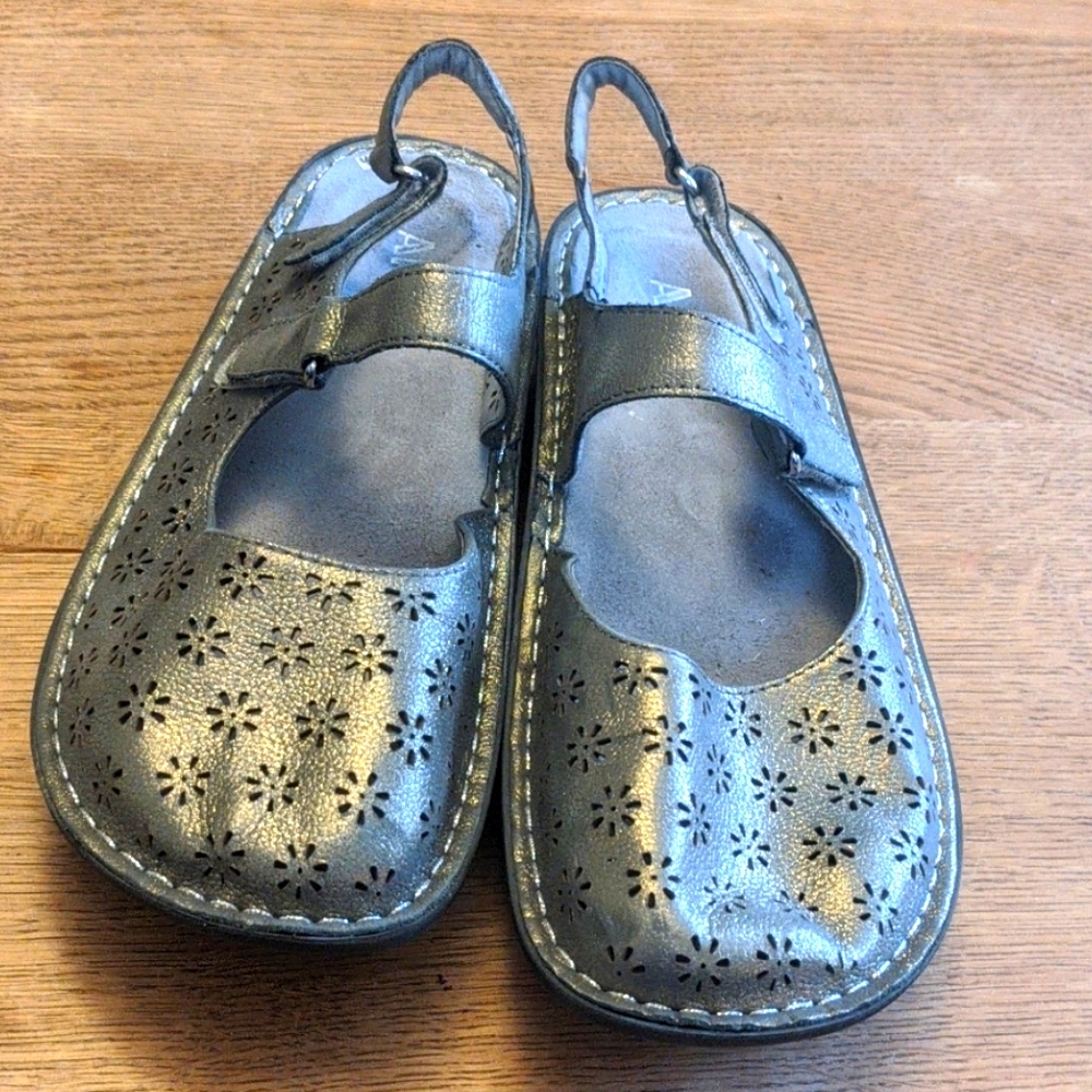 ALEGRIA Mary Janes